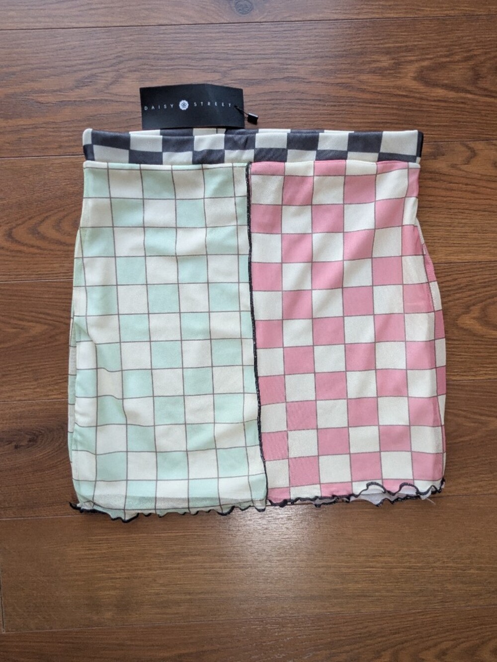 Daisy Street Mesh Pull On Mini Skirt Size 4 NWT Checkered Pattern